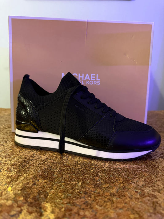 Size 8.5 Black leather and Mesh Sneaker