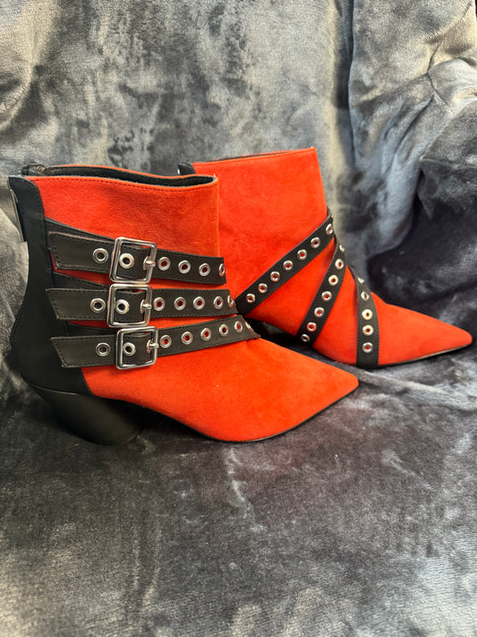 Size 7.5 Red suede bootie