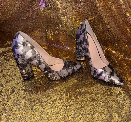 Size 9 Block heel Camo pump
